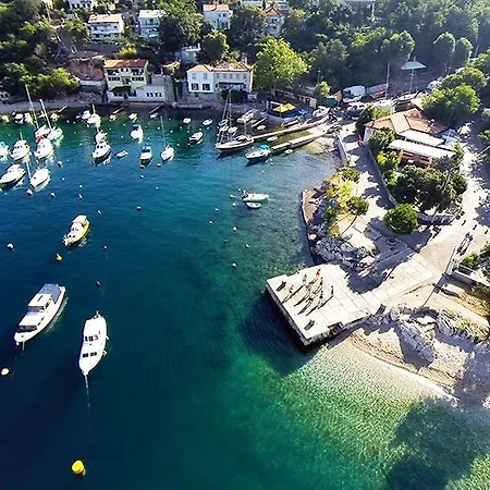 Sevilya Lägenhet Kostrena